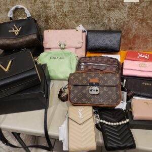 Envío gratis en tu primer compra.  MAYOREO A PARTIR DE 3 PIEZAS.  Descuento especial a mayoristas.